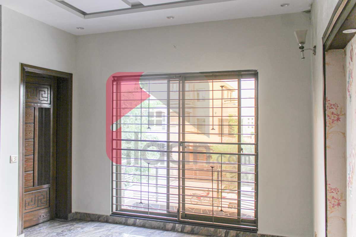 12 Marla House for Sale in Block Q, Phase 2, Johar Town, Lahore