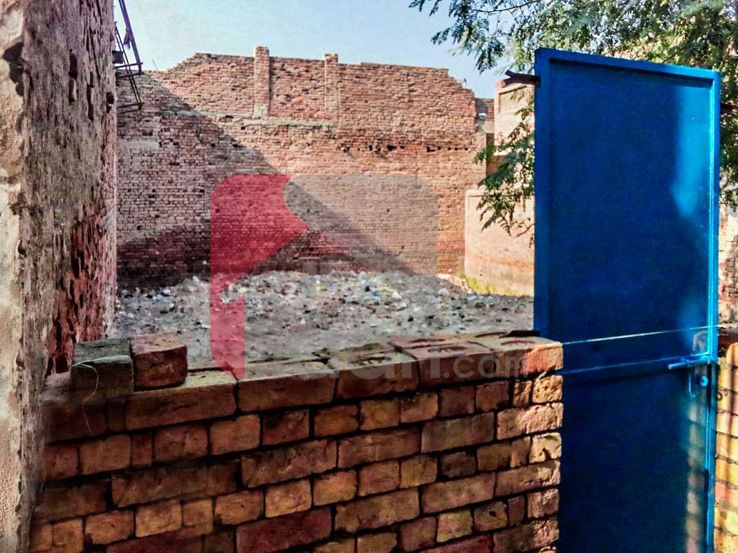 5.25 Marla Plot for Sale in MDA Chowk, Multan