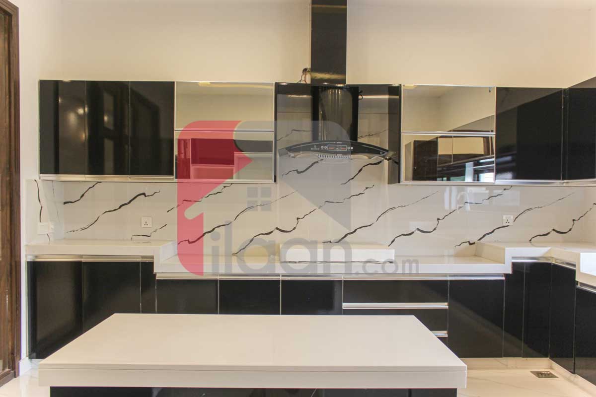 1 Kanal House for Sale in Block D, State Life Housing Society, Lahore