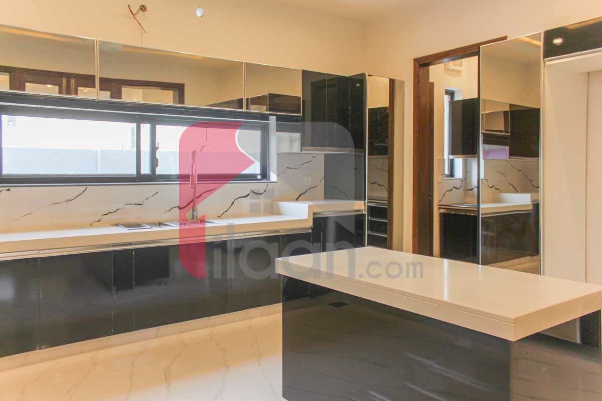 1 Kanal House for Sale in Block D, State Life Housing Society, Lahore
