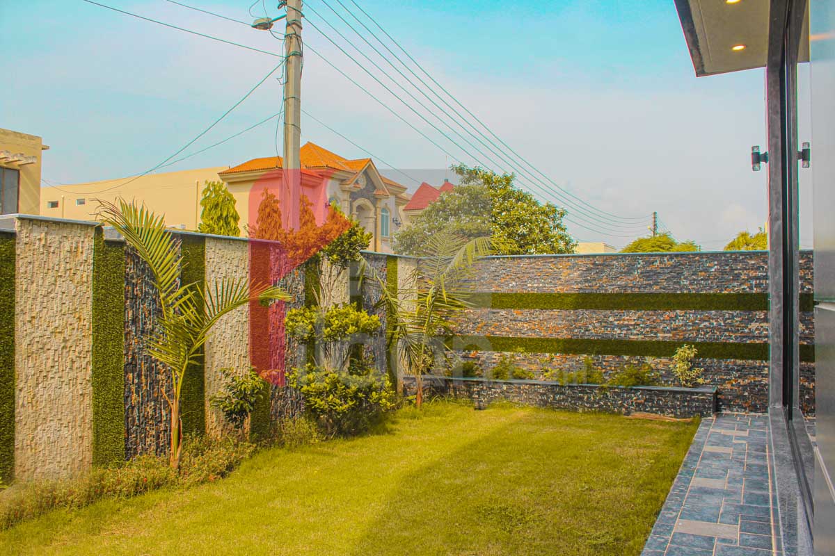 1 Kanal House for Sale in Block D, State Life Housing Society, Lahore