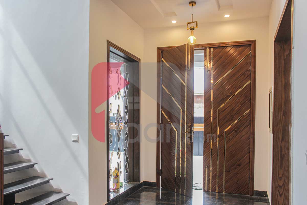 1 Kanal House for Sale in Block D, State Life Housing Society, Lahore