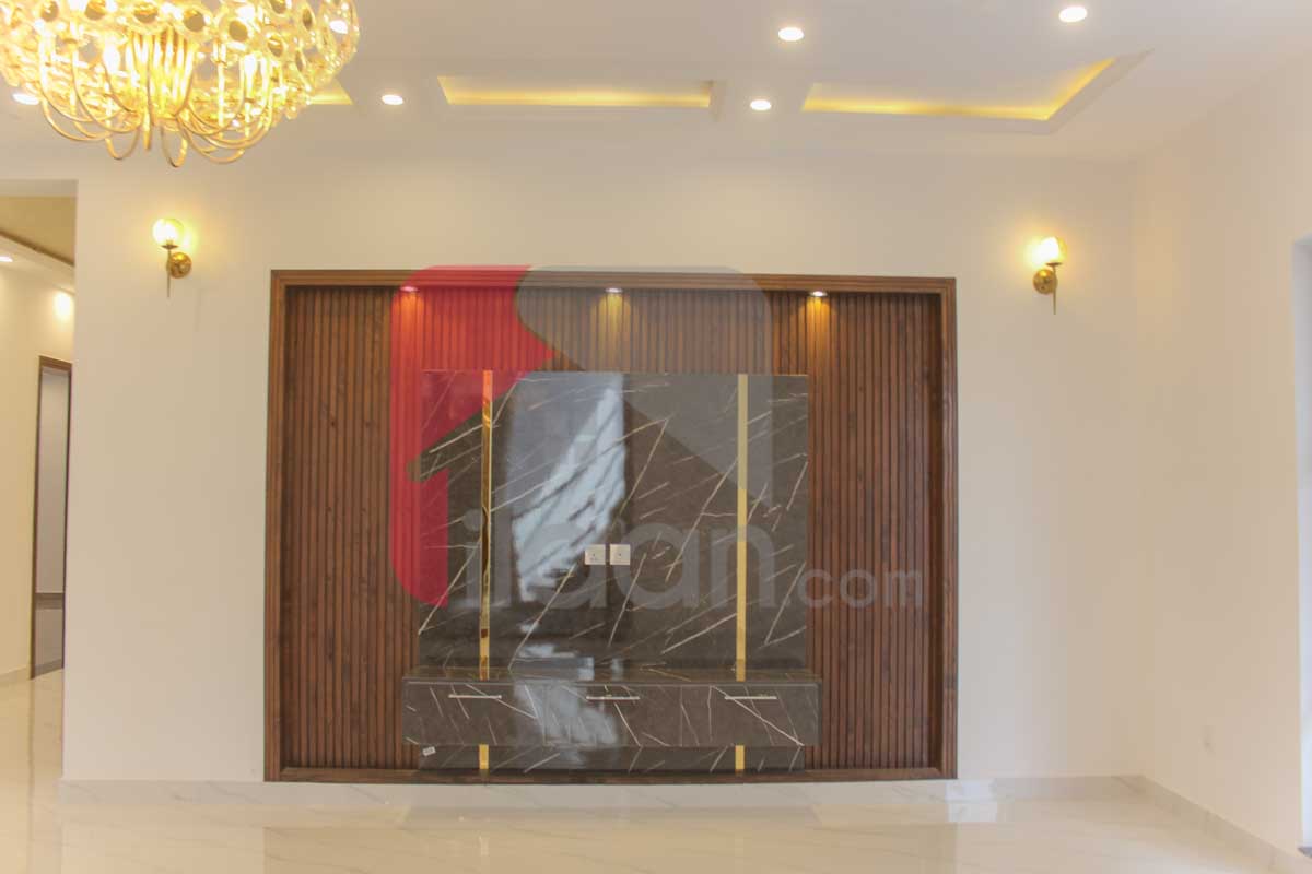 1 Kanal House for Sale in Block D, State Life Housing Society, Lahore