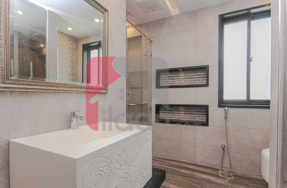 10 Marla House for Sale in Phase 6, DHA Lahore