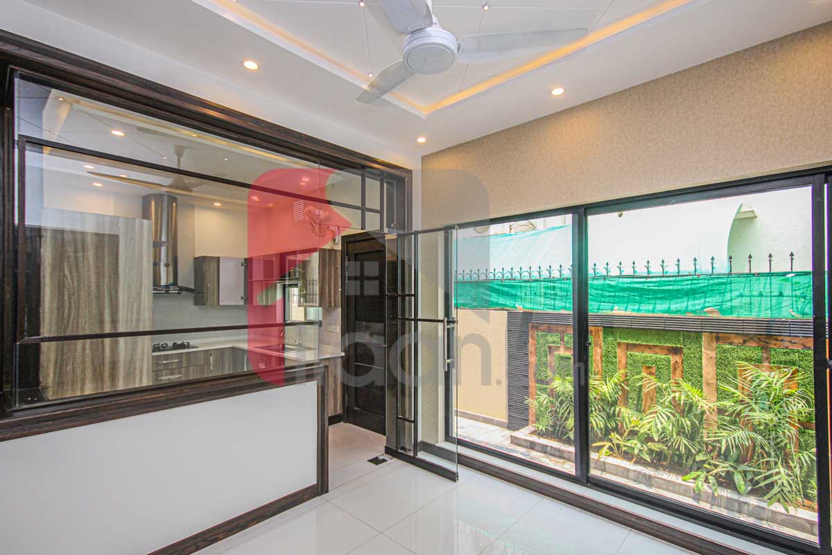 10 Marla House for Sale in Phase 6, DHA Lahore