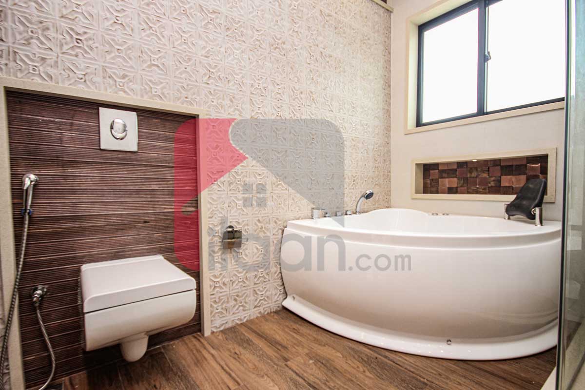 10 Marla House for Sale in Phase 6, DHA Lahore