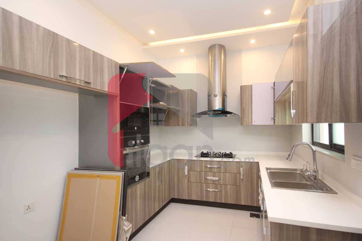 10 Marla House for Sale in Phase 6, DHA Lahore