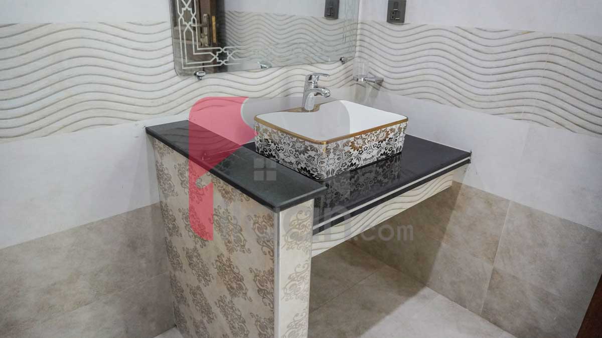 10 Marla House for Sale in Block M, Valencia Housing Society, Lahore