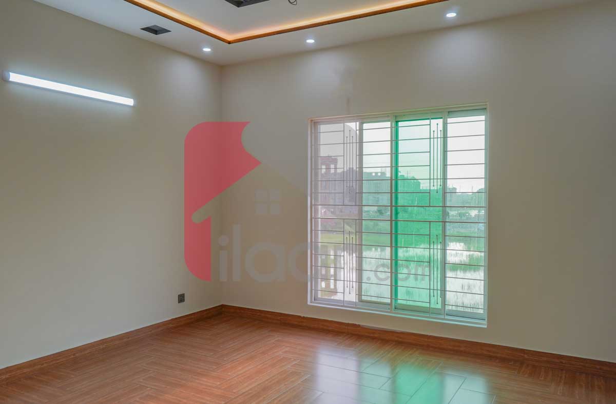 10 Marla House for Sale in Block M, Valencia Housing Society, Lahore