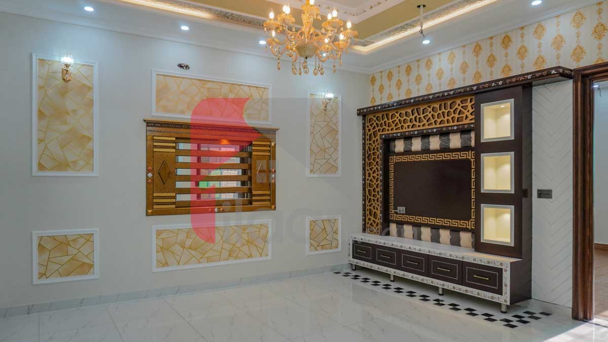 10 Marla House for Sale in Block M, Valencia Housing Society, Lahore