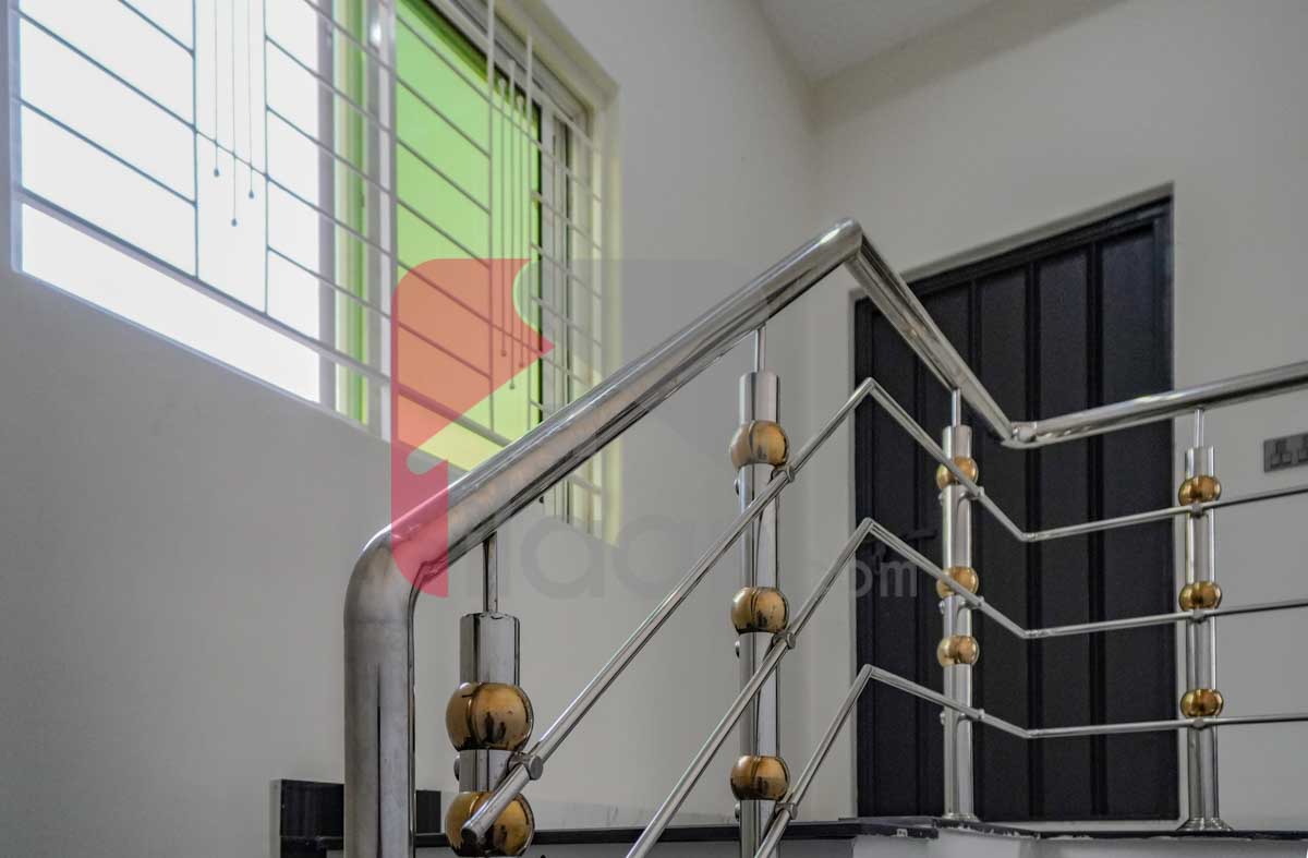 10 Marla House for Sale in Block M, Valencia Housing Society, Lahore