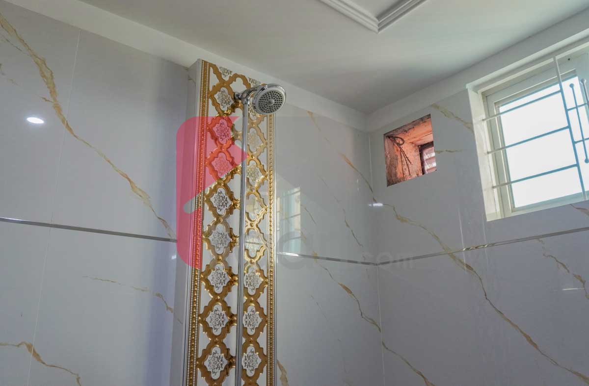 10 Marla House for Sale in Block M, Valencia Housing Society, Lahore