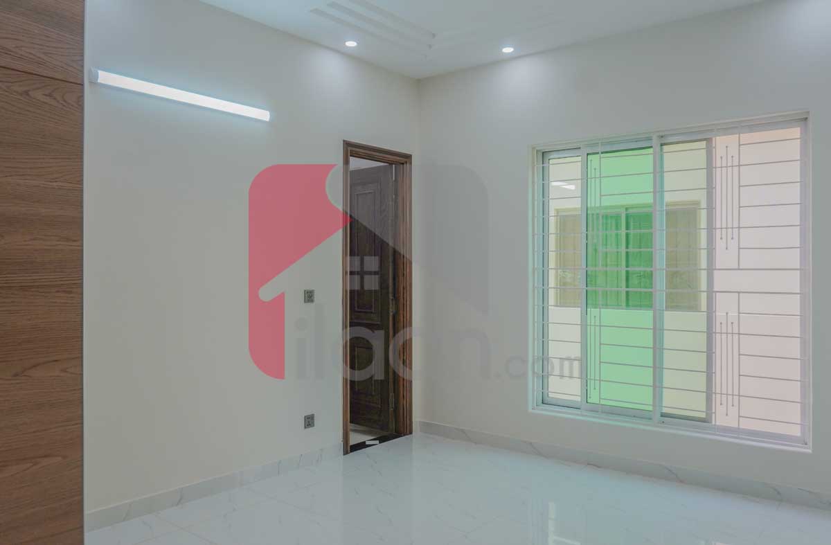10 Marla House for Sale in Block M, Valencia Housing Society, Lahore