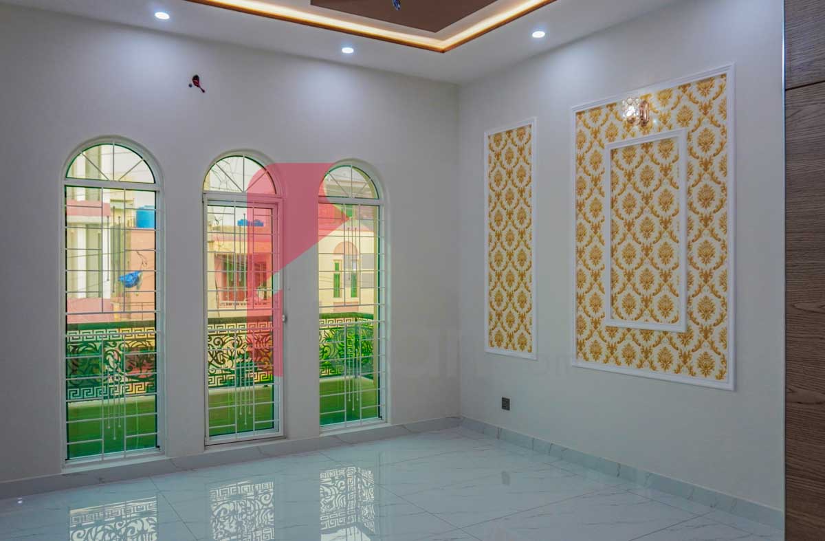 10 Marla House for Sale in Block M, Valencia Housing Society, Lahore