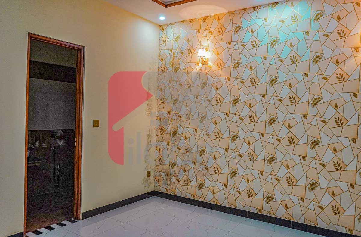 5 Marla House for Sale in Block R2, Phase 2, Johar Town, Lahore
