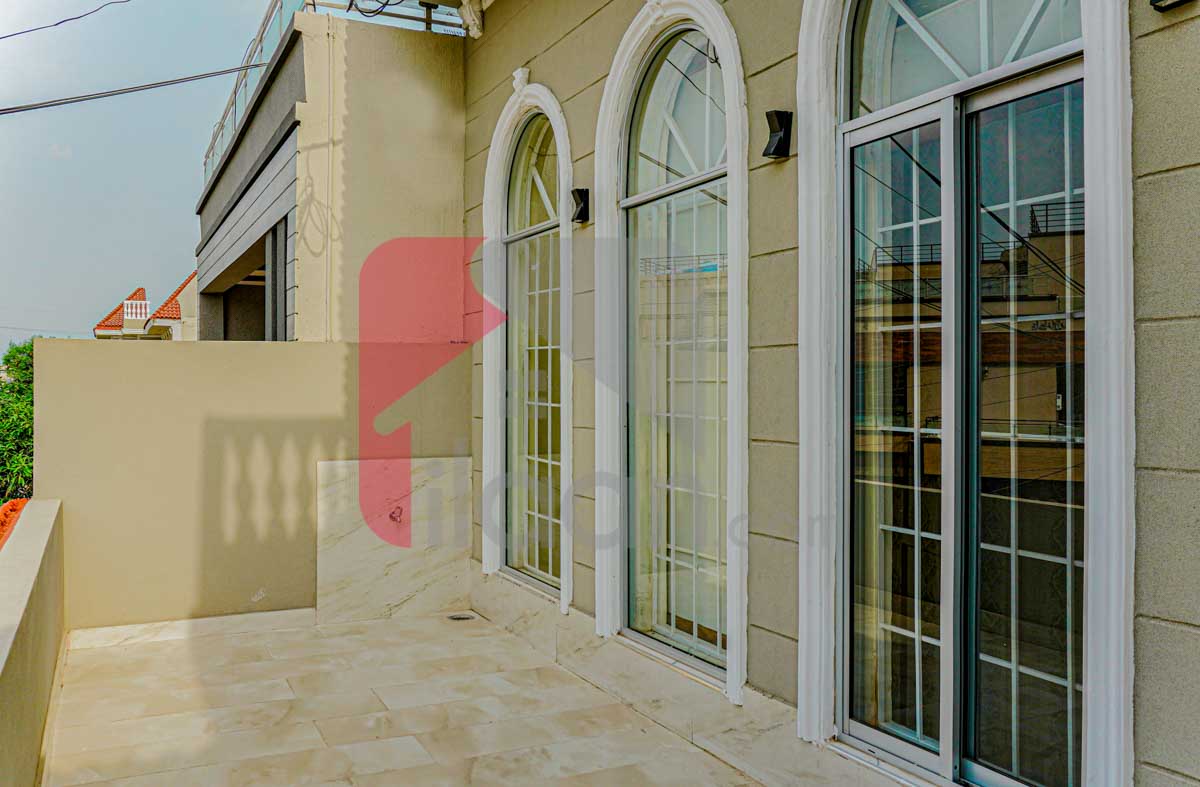 1 Kanal House for Sale in Block E, PGECHS, Lahore