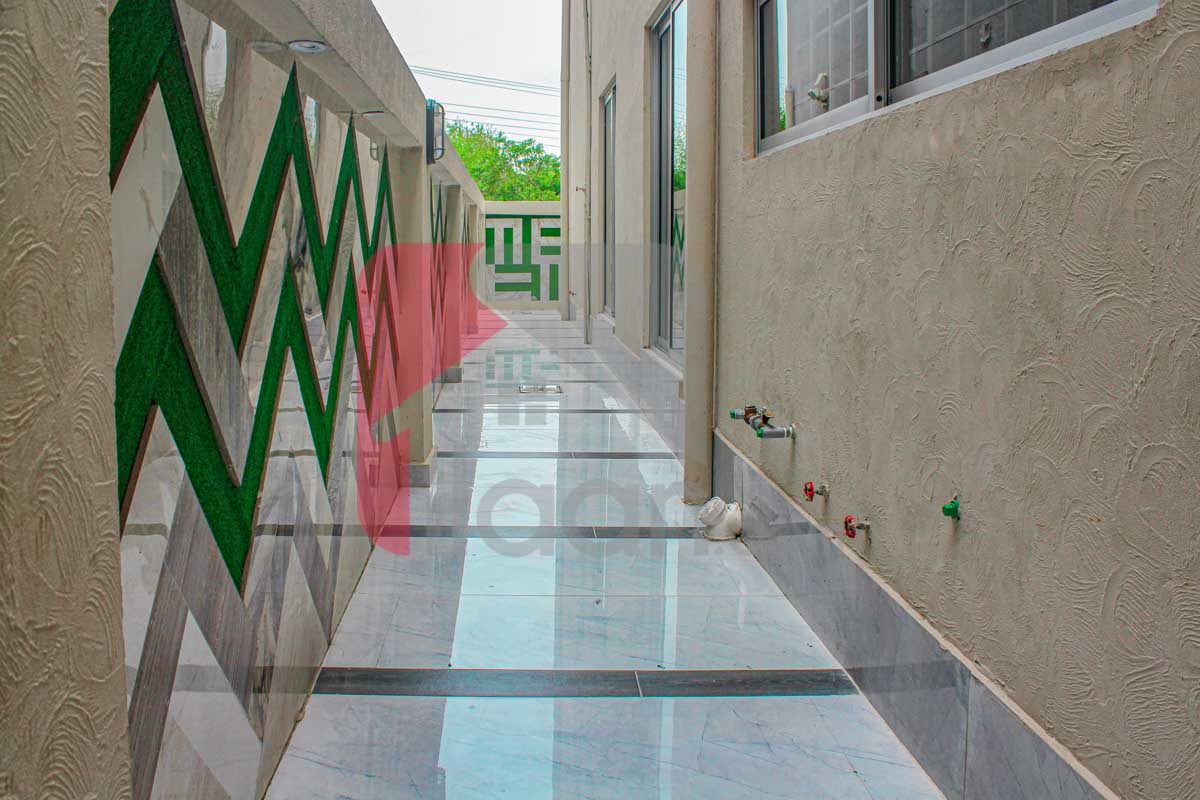 1 Kanal House for Sale in Block E, PGECHS, Lahore