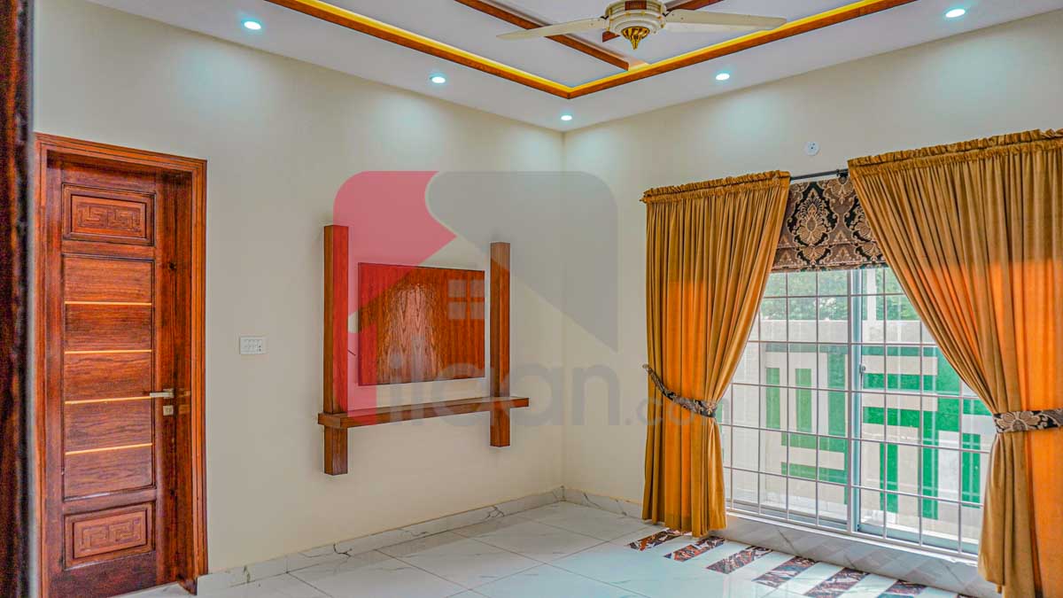 1 Kanal House for Sale in Block E, PGECHS, Lahore