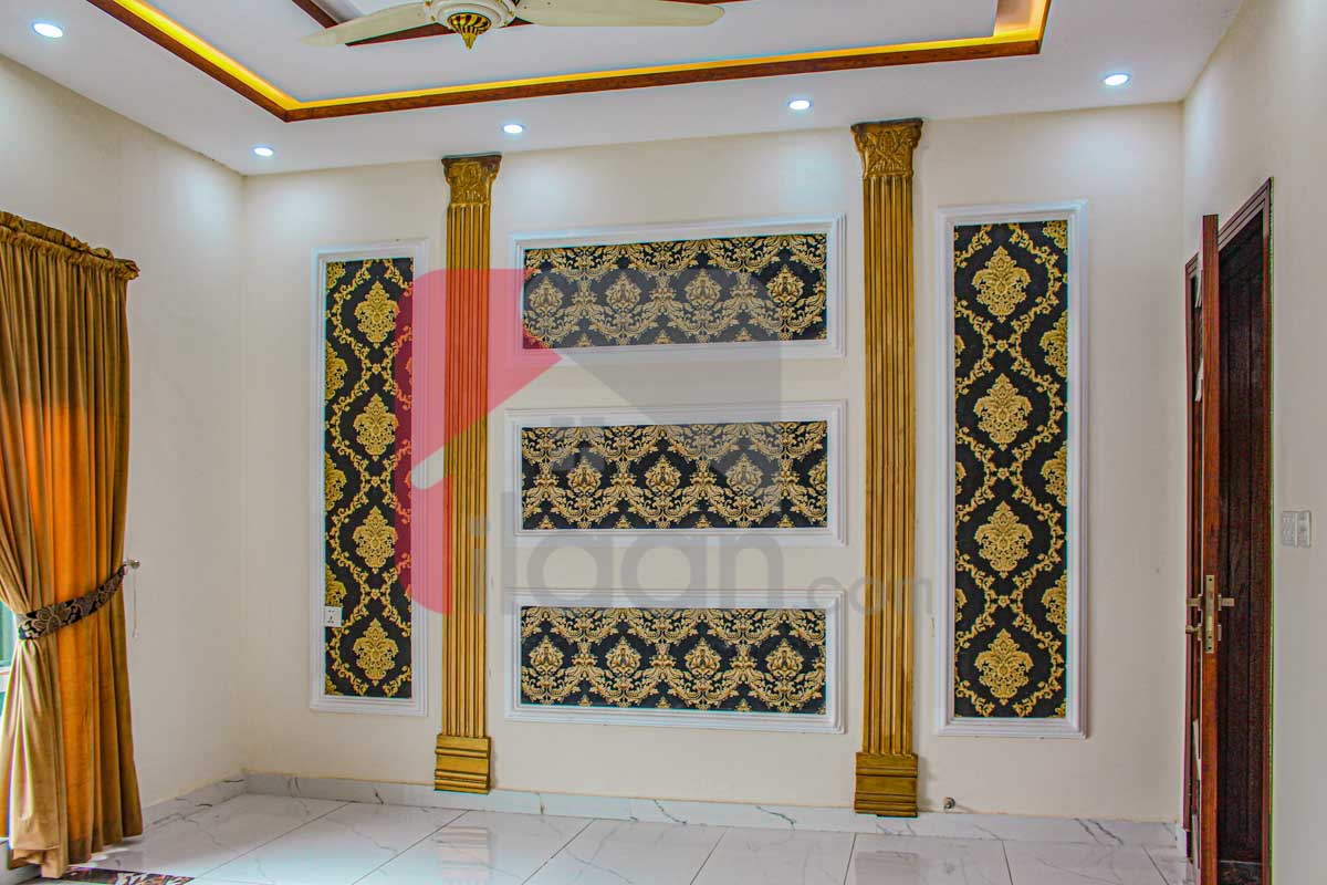 1 Kanal House for Sale in Block E, PGECHS, Lahore