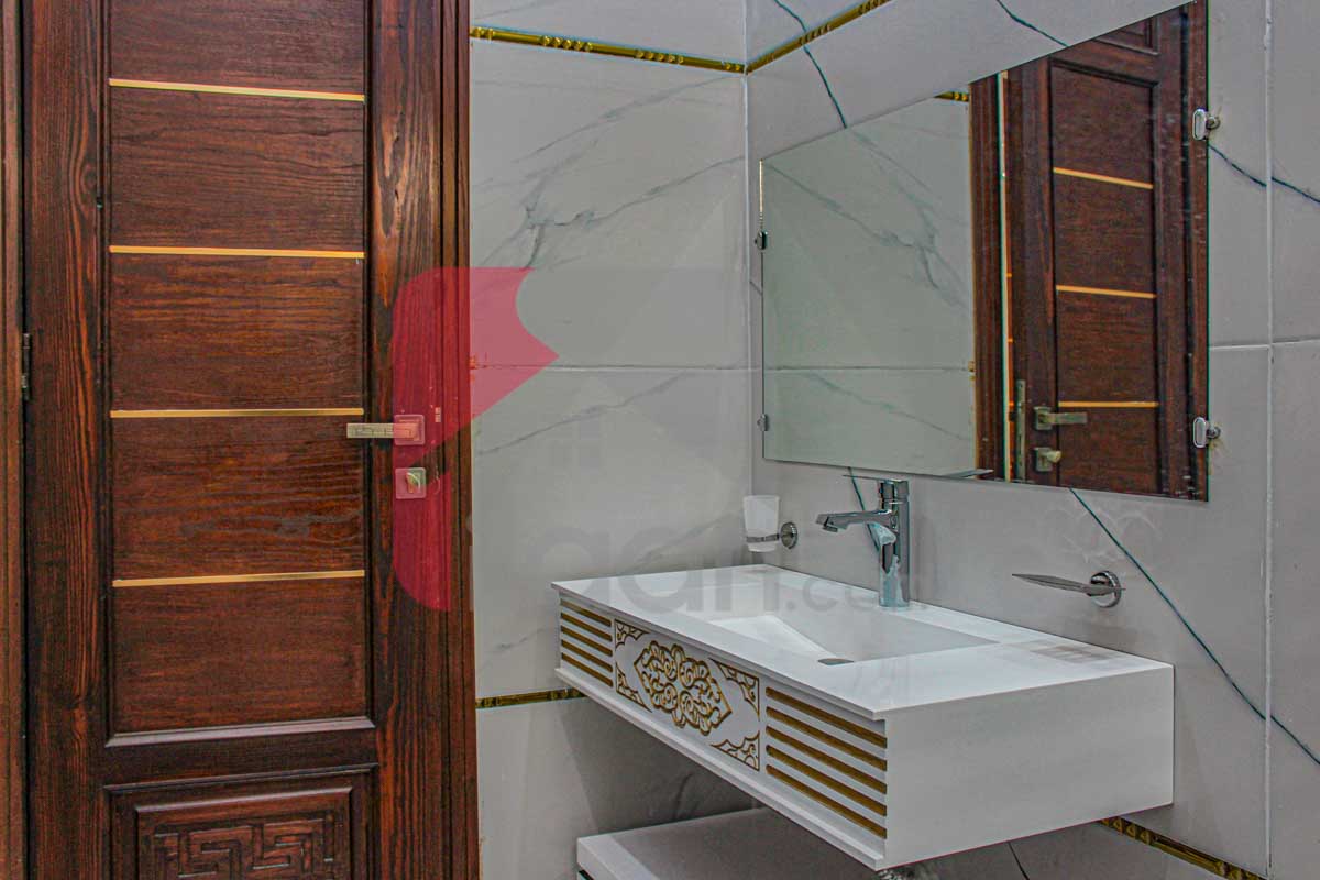 1 Kanal House for Sale in Block E, PGECHS, Lahore