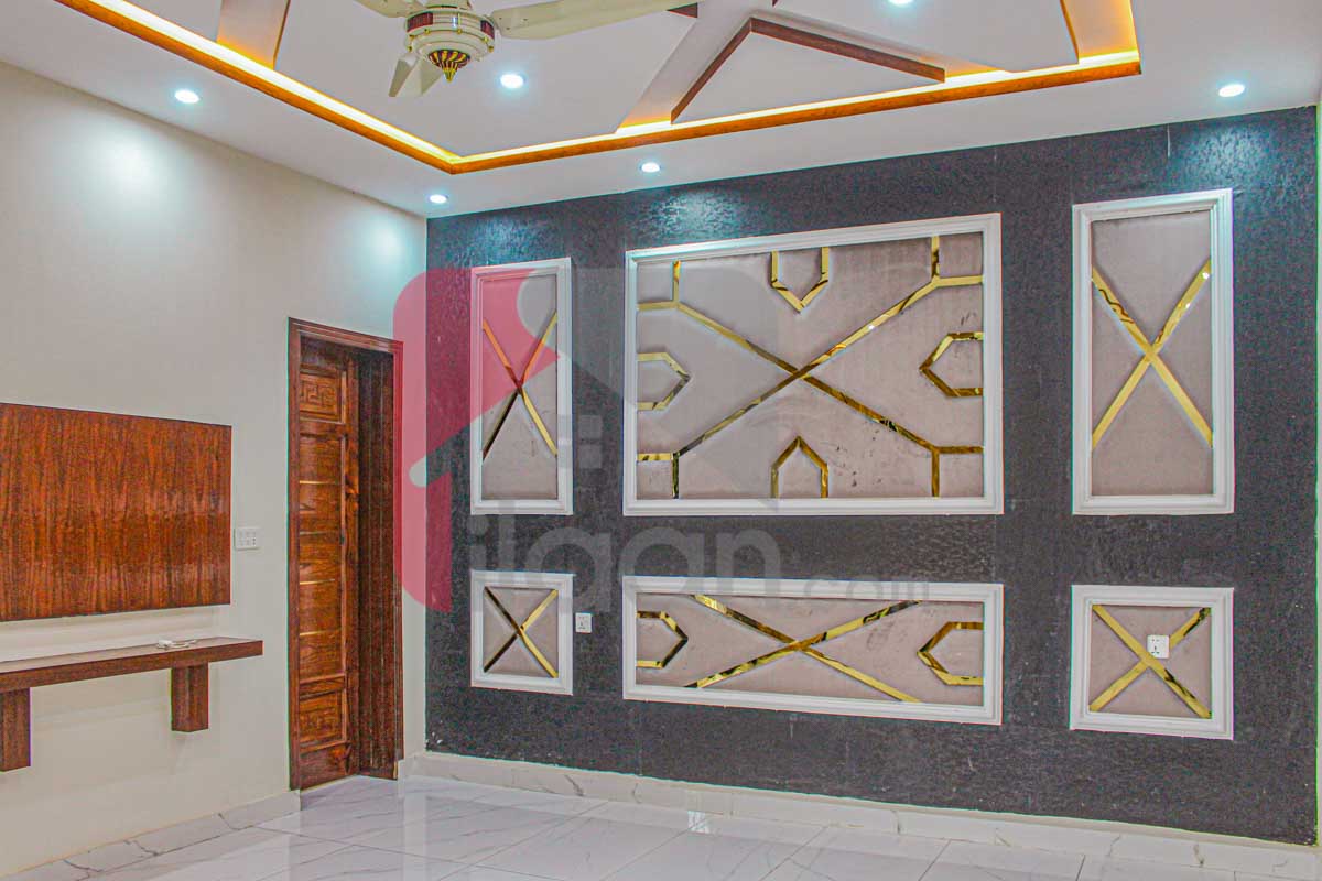 1 Kanal House for Sale in Block E, PGECHS, Lahore