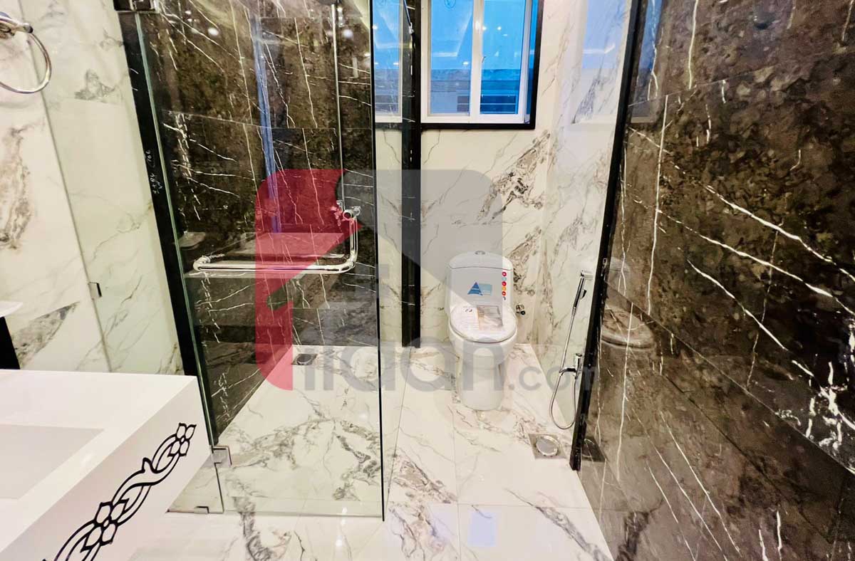 10 Marla House for Sale in Phase 8 - Air Avenue, DHA Lahore