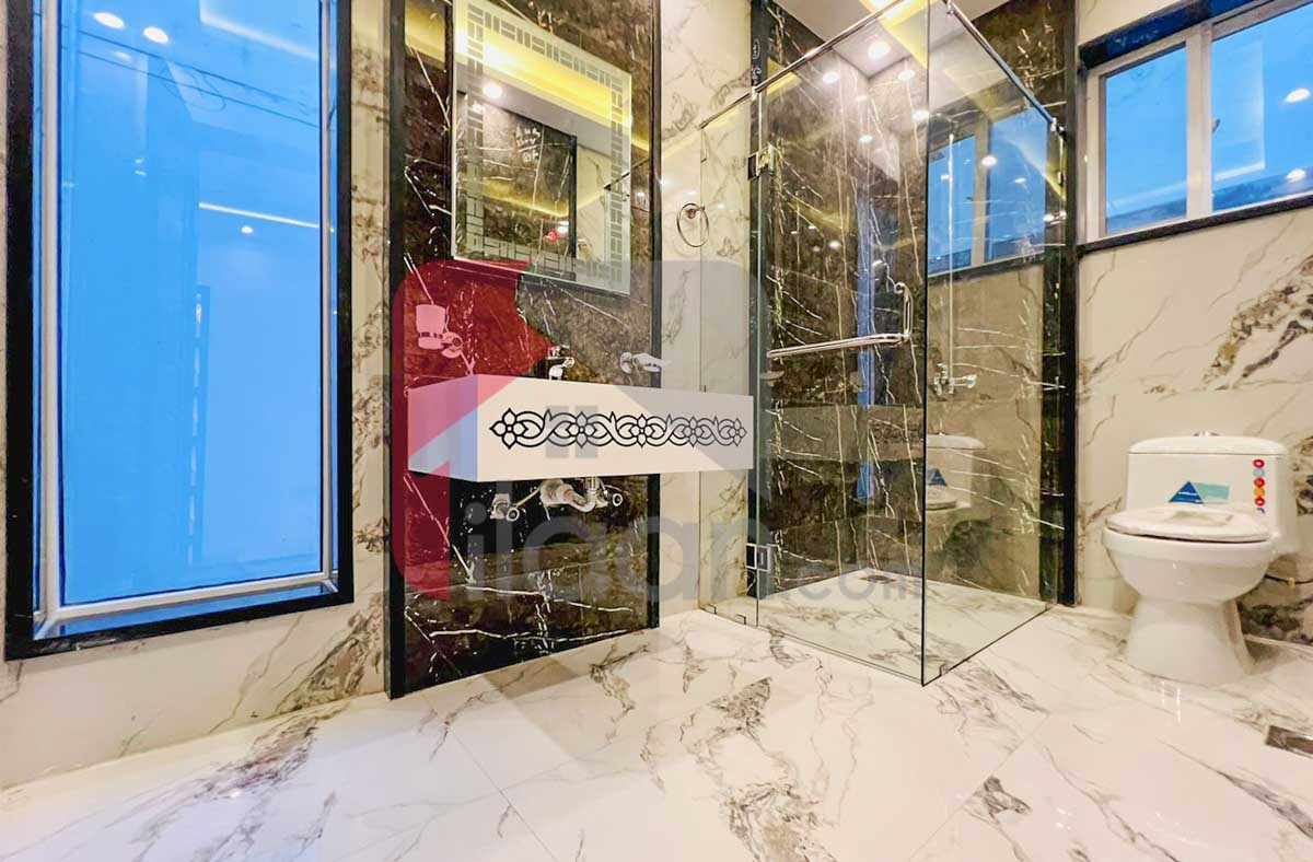 10 Marla House for Sale in Phase 8 - Air Avenue, DHA Lahore