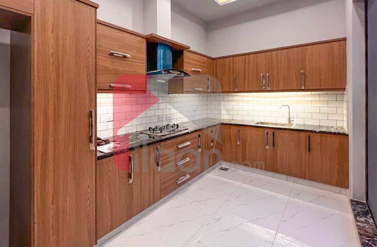 10 Marla House for Sale in Phase 8 - Air Avenue, DHA Lahore