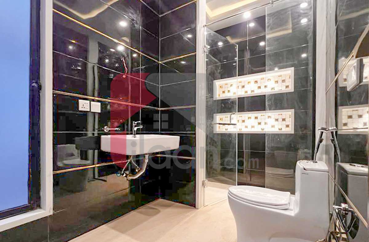 10 Marla House for Sale in Phase 8 - Air Avenue, DHA Lahore