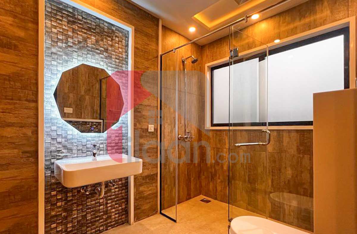 10 Marla House for Sale in Phase 8 - Air Avenue, DHA Lahore