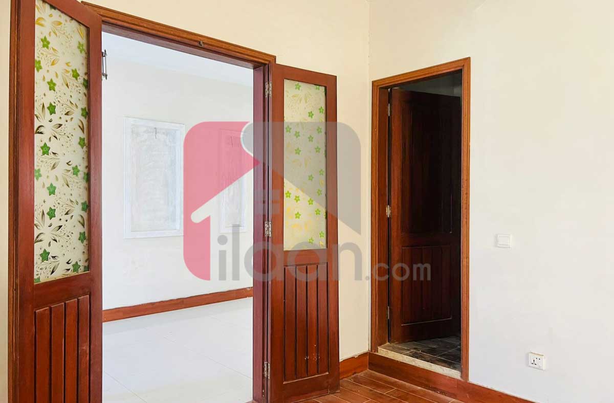 500 Sq.yd House for Sale in Phase 8, DHA Karachi