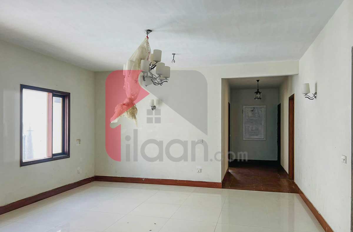 500 Sq.yd House for Sale in Phase 8, DHA Karachi