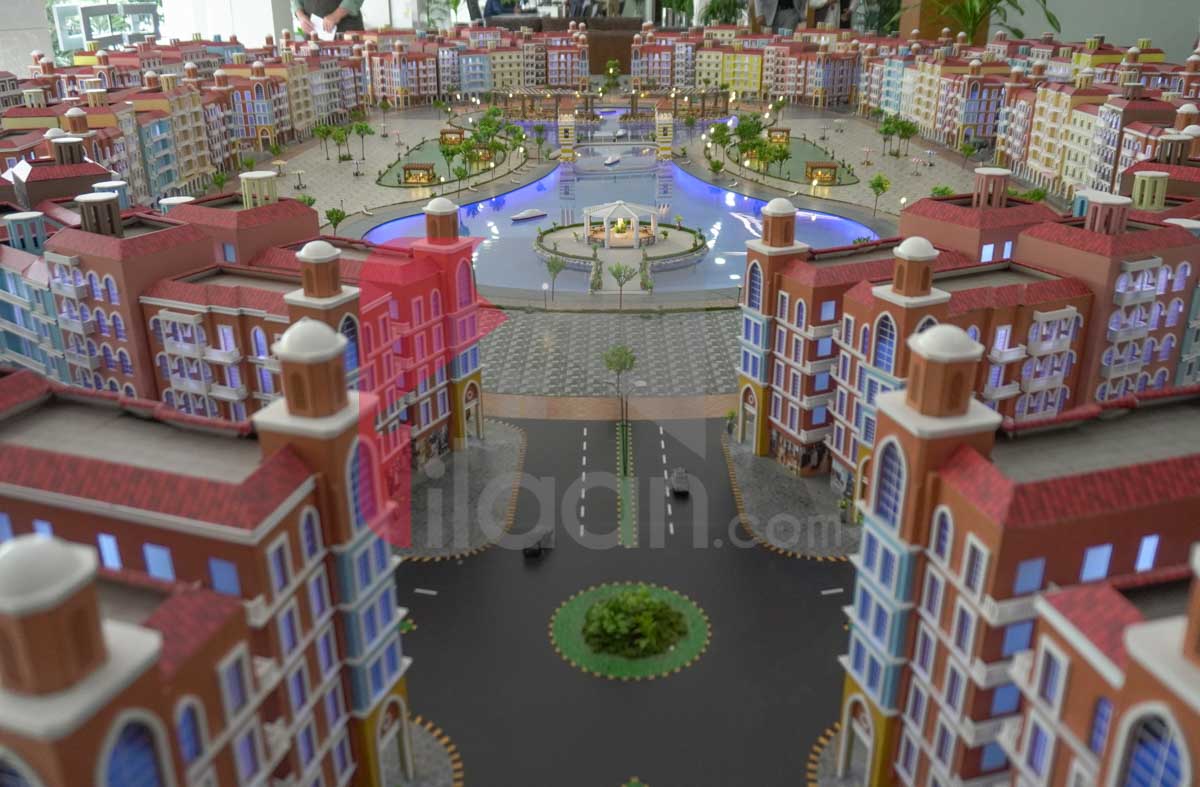 8 Marla Commercial Plot for Sale in Park View City, Islamabad