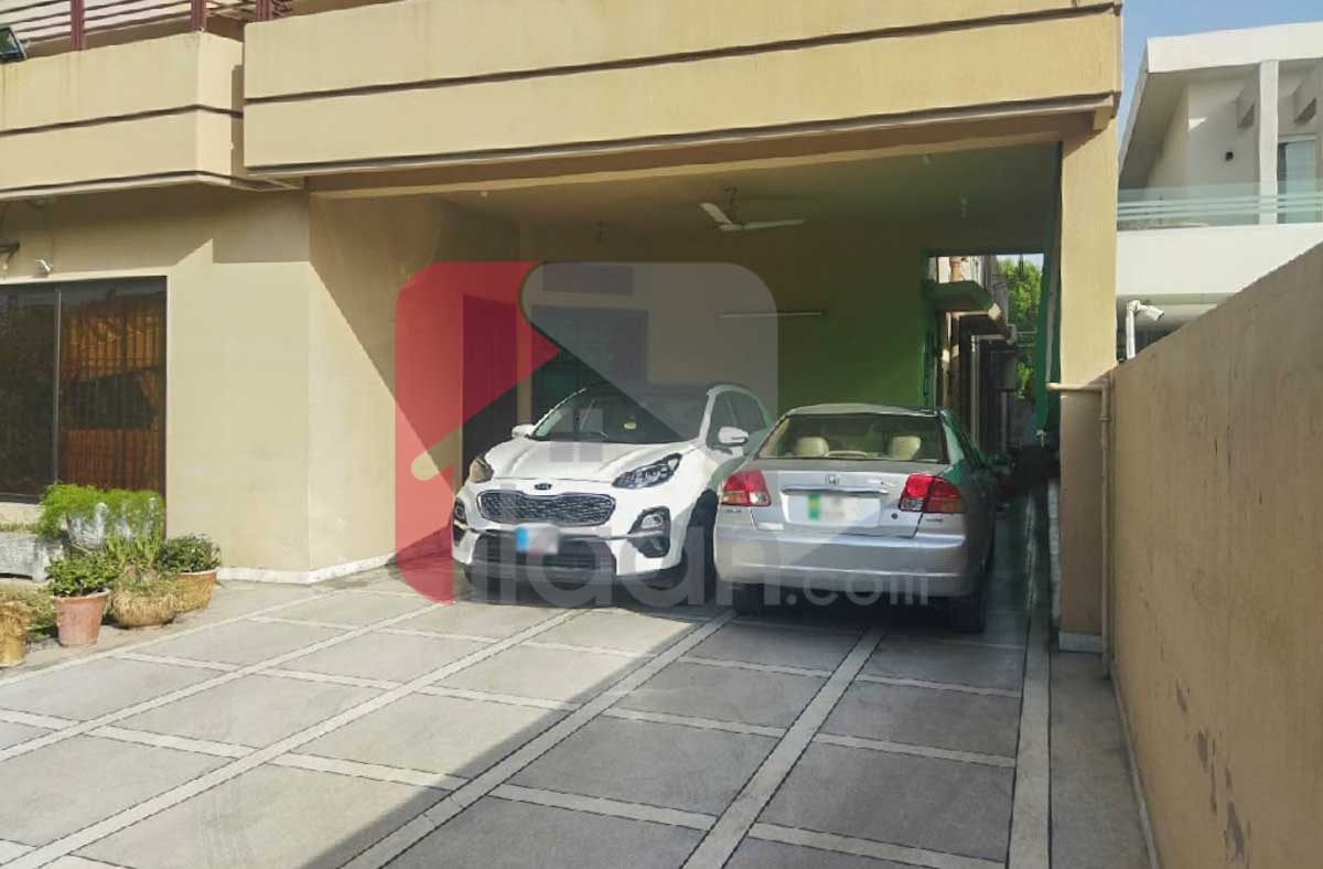 2 Kanal House for Sale in Block L, Phase 1, DHA Lahore