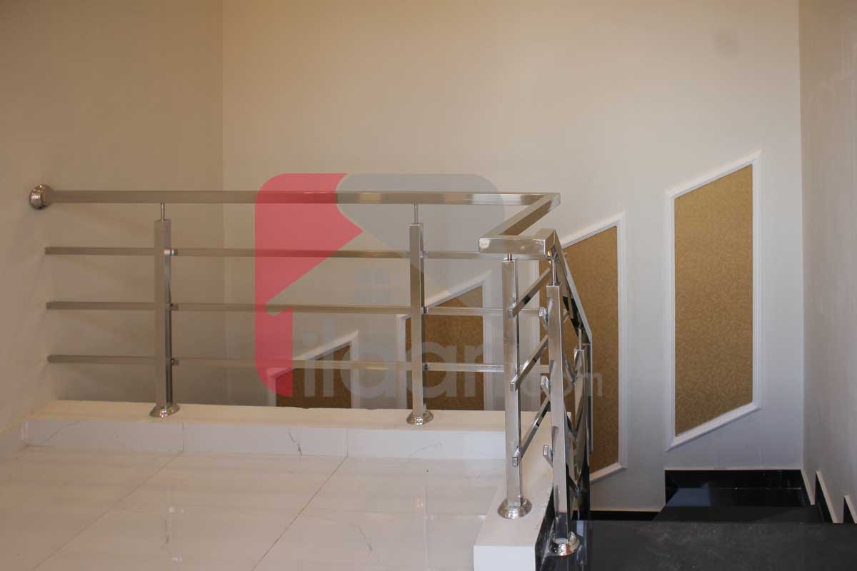 5 Marla House for Sale in Exective Block, Park View City, Lahore