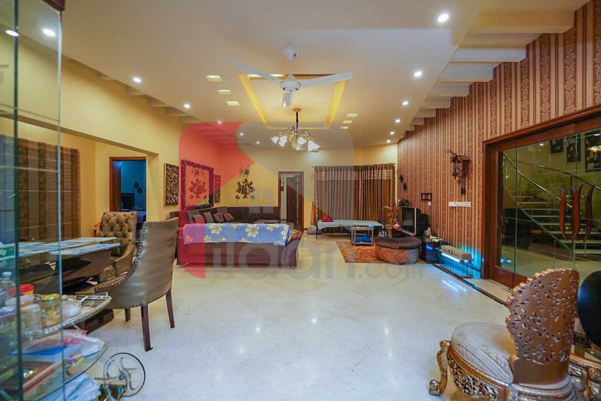 2 Kanal House for Sale in Phase 3, DHA Lahore (Furnished)