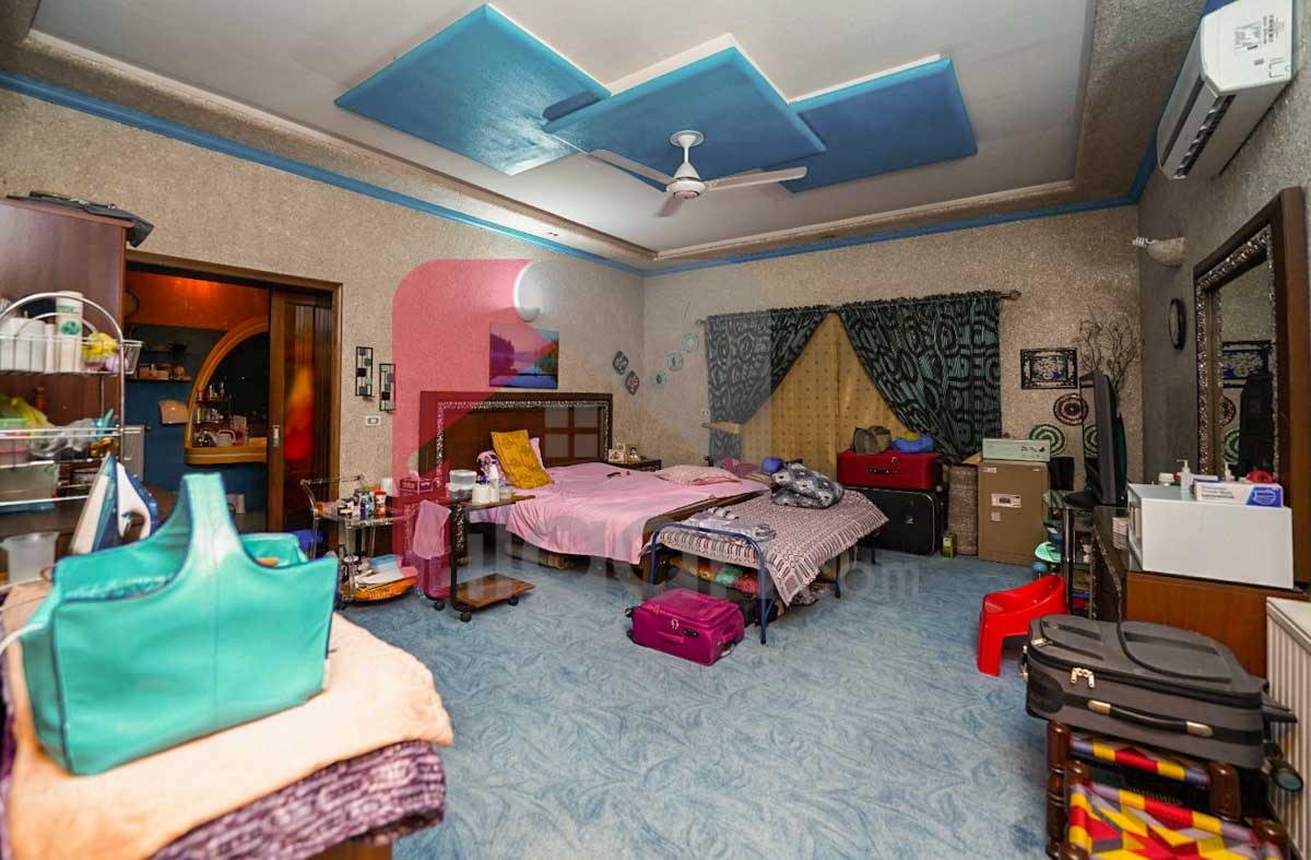 2 Kanal House for Sale in Phase 3, DHA Lahore (Furnished)