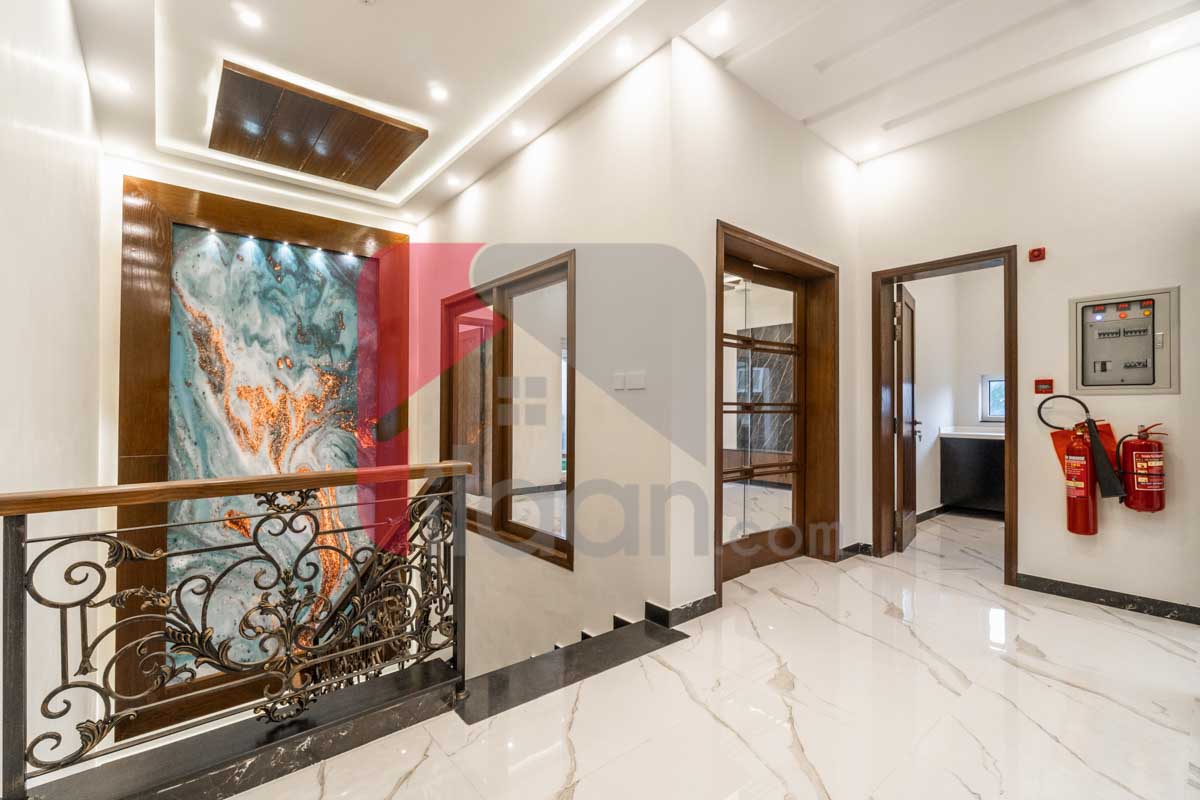 1 Kanal House for Sale in Phase 6, DHA Lahore