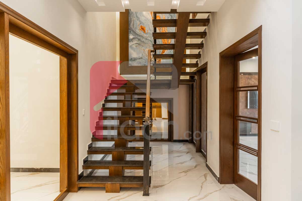 1 Kanal House for Sale in Phase 6, DHA Lahore