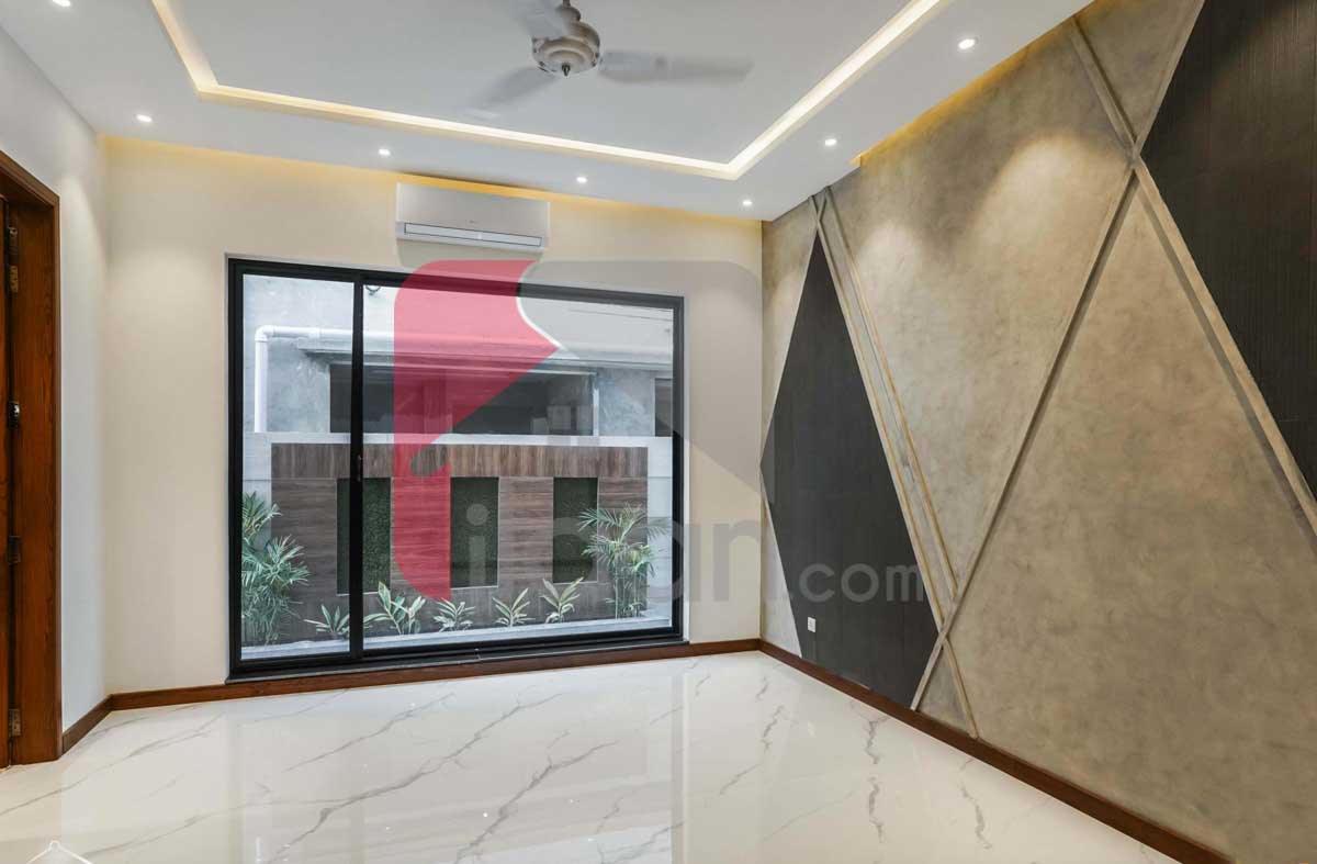 1 Kanal House for Sale in Phase 6, DHA Lahore