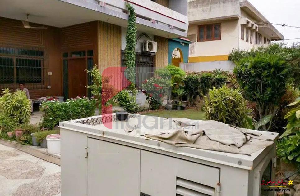 600 Square Yard House for Rent in Block 6, Gulshan-e-iqbal, Karachi