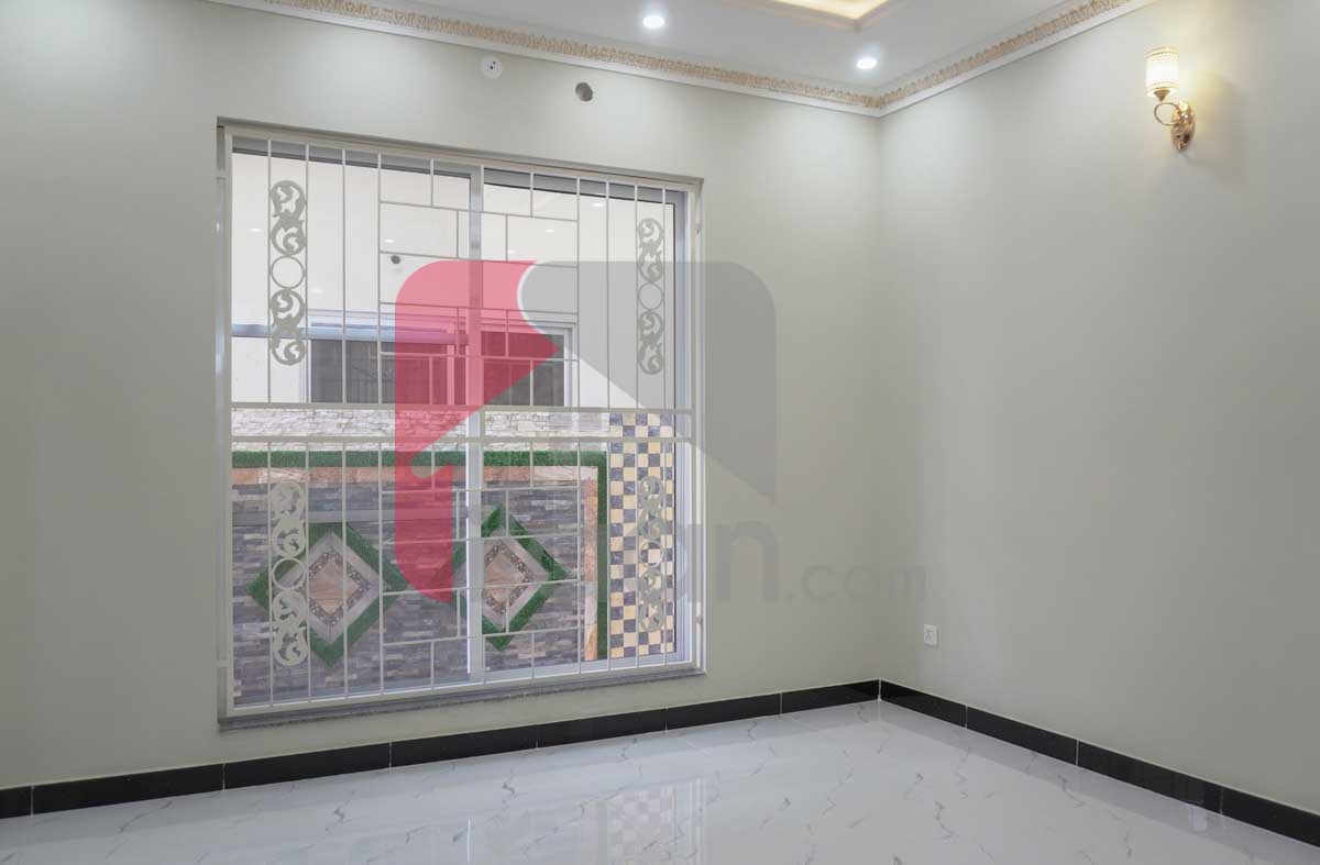 11 Marla House for Sale in Block D, PIA Housing Scheme, Lahore