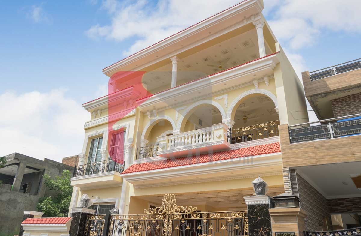 11 Marla House for Sale in Block D, PIA Housing Scheme, Lahore