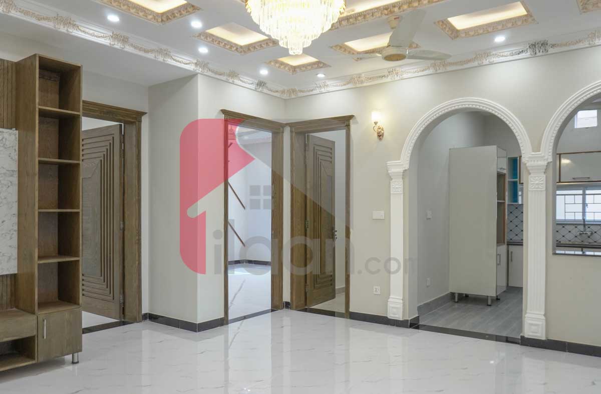 11 Marla House for Sale in Block D, PIA Housing Scheme, Lahore