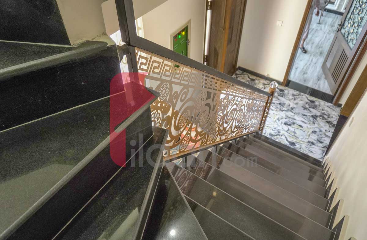 11 Marla House for Sale in Block D, PIA Housing Scheme, Lahore