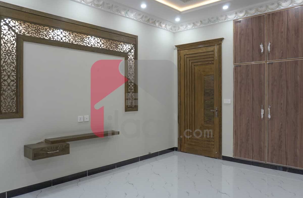 11 Marla House for Sale in Block D, PIA Housing Scheme, Lahore