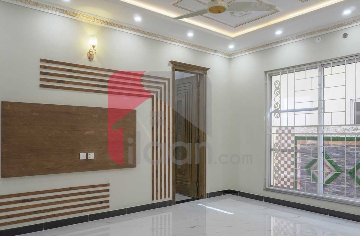 11 Marla House for Sale in Block D, PIA Housing Scheme, Lahore