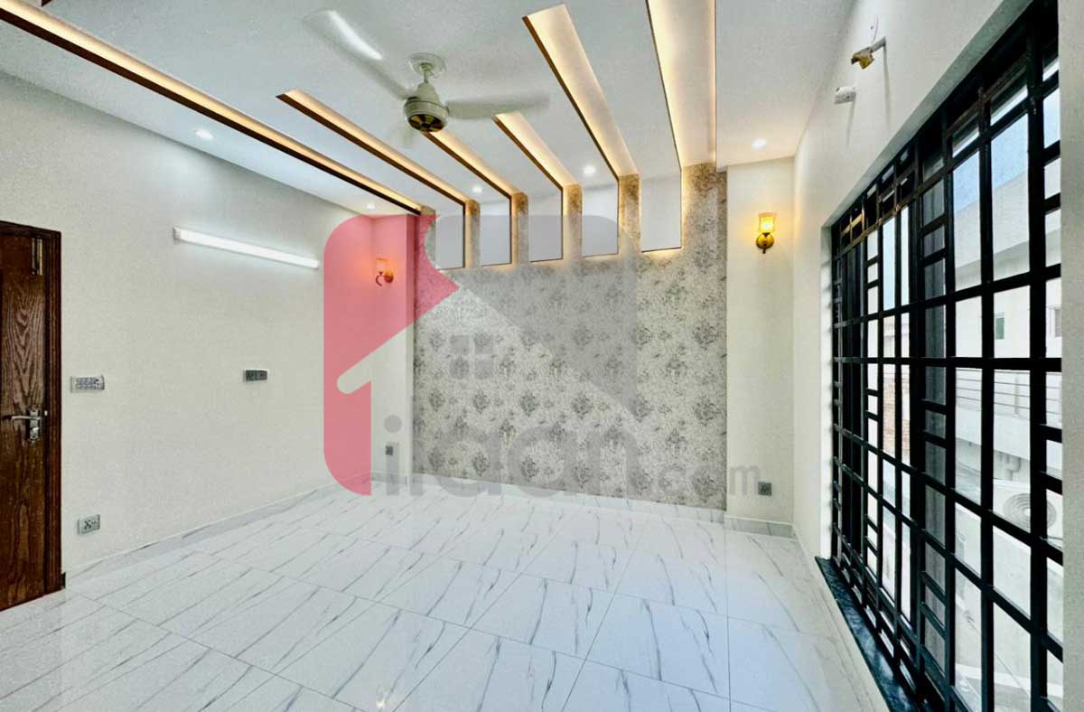 10 Marla House for Sale in Central Park Housing Scheme, Lahore