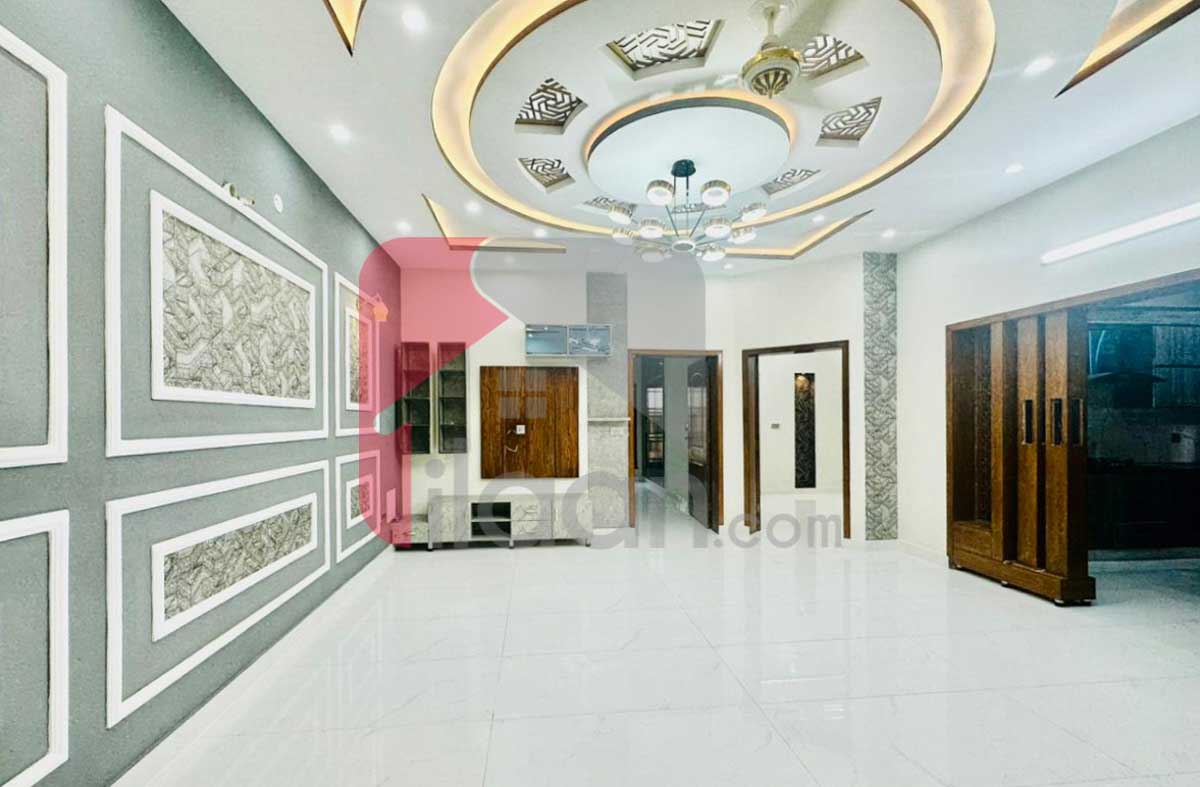 10 Marla House for Sale in Central Park Housing Scheme, Lahore