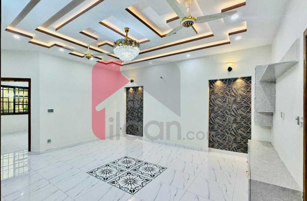 10 Marla House for Sale in Central Park Housing Scheme, Lahore